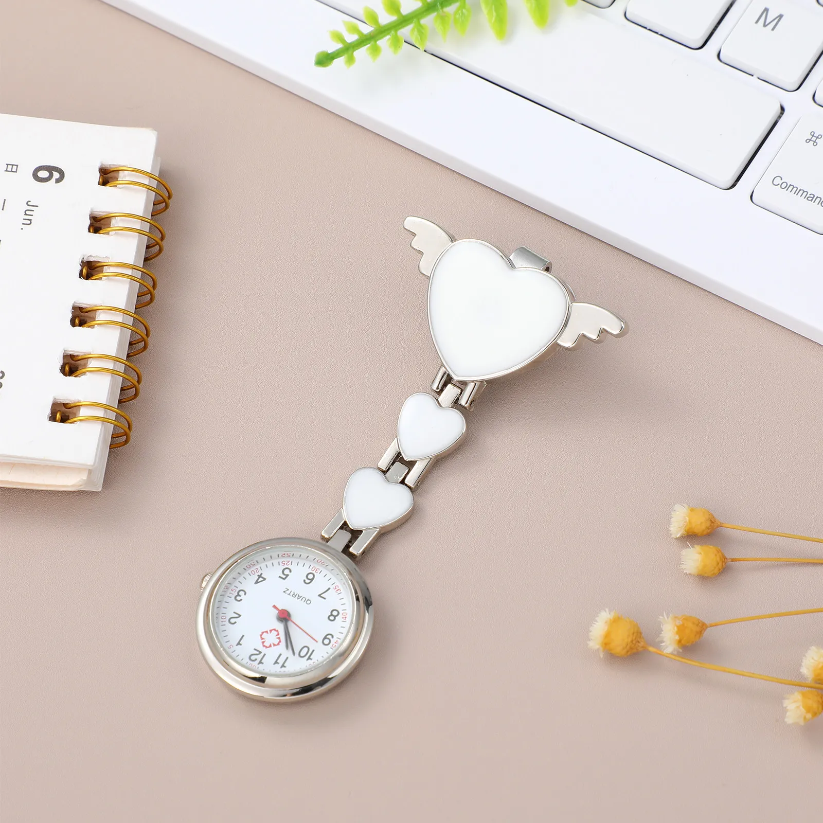 relogio-de-bolso-rosa-moderno-para-medicos-e-enfermeiros-com-design-simples-e-criativo-personalizavel-decorativo-funcional-e-ideal-como-presente