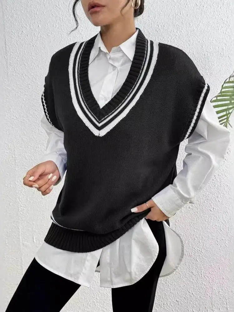 

New Women Striped Patchwork Sleeveless V-neck Vest Sweater 2025 Korean Fashion Spring Autumn Pullovers Knitwear Tank Tops Casual