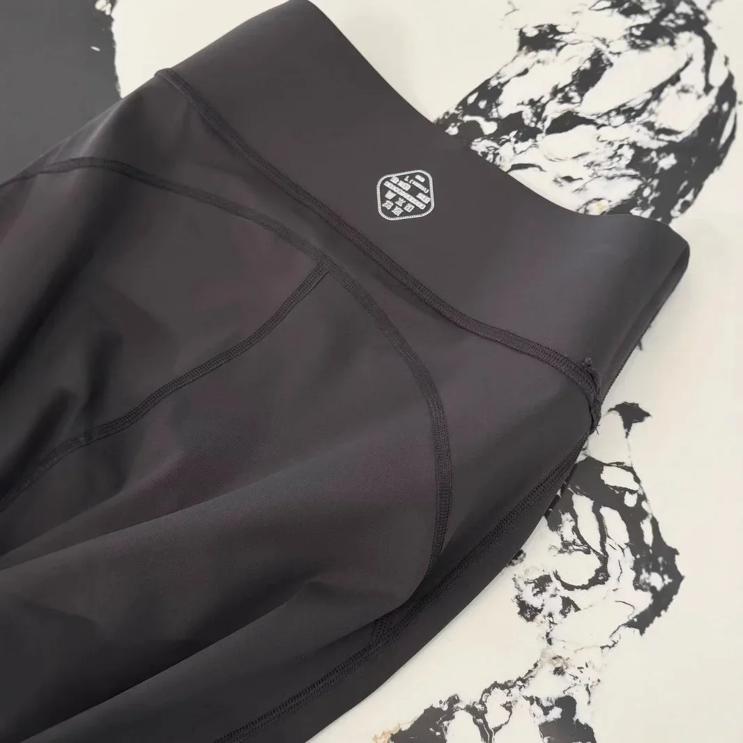 سراويل اليوغا النسائية غير الرسمية من Lulu ملابس خارجية واسعة لركوب الدراجات في الهواء الطلق والتحكم في البطن سراويل Sharkskin للتخسيس لربيع الخريف