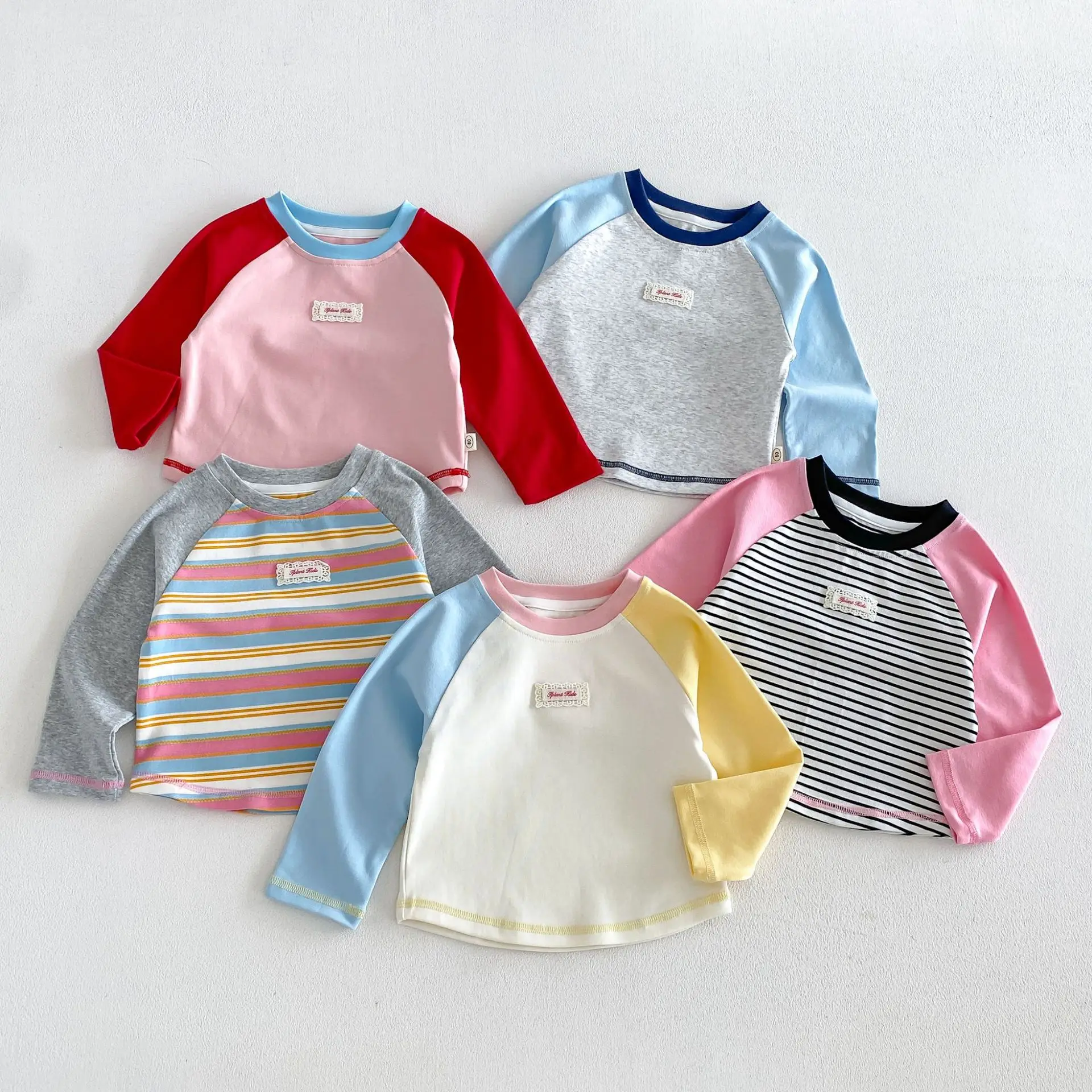 Herbst-Kinder-Langarm-T-Shirt mit Buchstaben-Aufnäher, Streifen und Farbblockierung für Mädchen und Jungen, Weiche Baumwolle Kinderkleidung – Detail 12