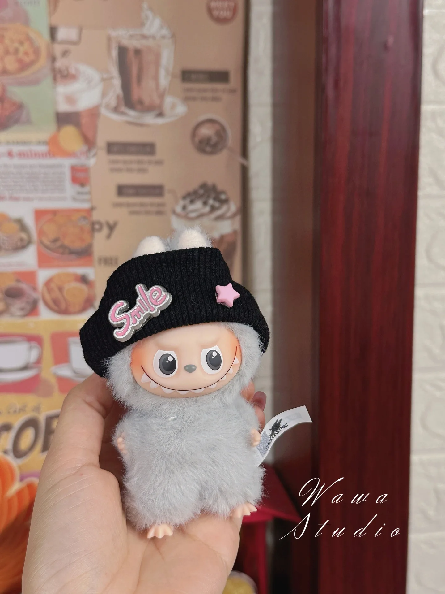 Voor 10.5 cm Mini Labubu 4.0 Pin Voor Liefde Serie Kleding Schattige kat-oor hoed met verschillende decoraties Mode Gift Labubu Ropa