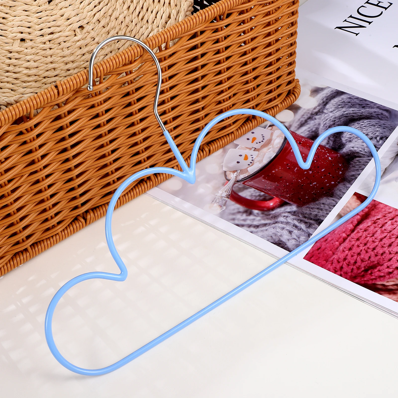 

5pcs Kids Clothes Hangers Plastic Non Slip Baby Clothing Hanger For Toddler Infant Wardrobe Small Size