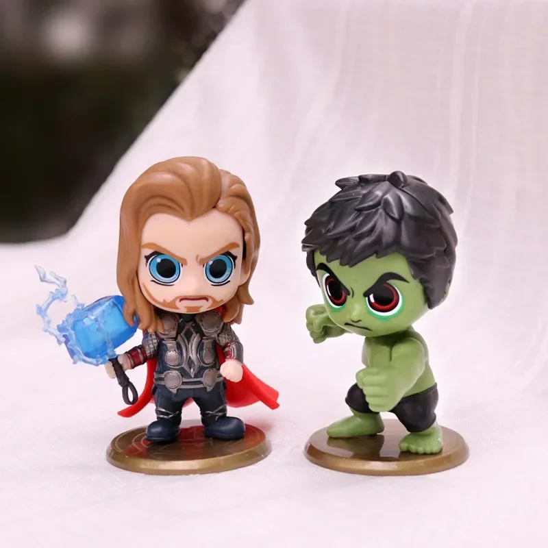 Figuras de acción de los vengadores, juguetes de PVC de Iron Man, Capitán América, Thor, Hulk, decoración de coche, modelo de personaje Kawaii, regalo para niños, 4 unidades por Set