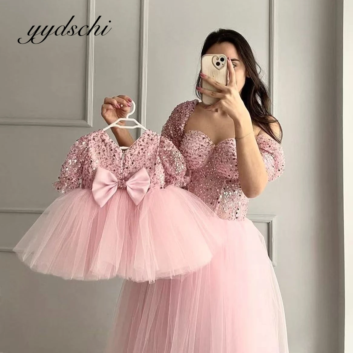 

Customized Dresses for Mother and Daughter Soft Pink Shiny Sequins Birthday Party Bow Back A-line Flower Girl Mum&Kids Dress