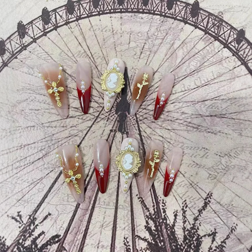 10 stuks handgemaakte gotische pers op nagels donkerrood 3D boog lange amandel nep nageltips draagbaar Europese heavy metal valse nageltips