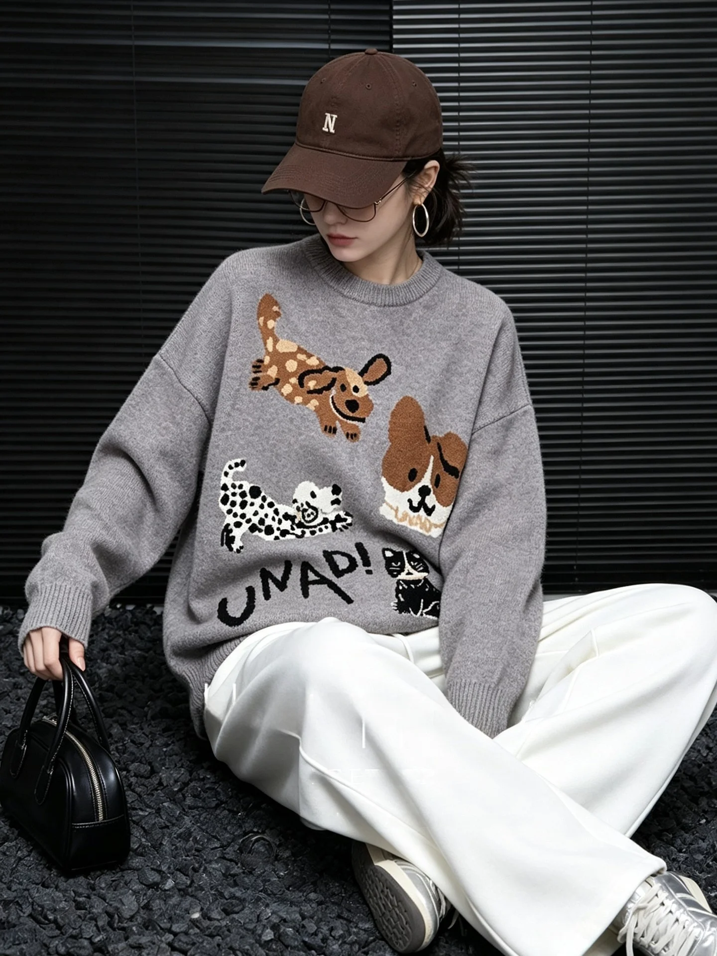 Huaappuw Retro Lazy Doggies Knitted Sweater round Neck Pullover French Style Loose Fit Polyester Acrylic Nylon Blend Long Sleeve