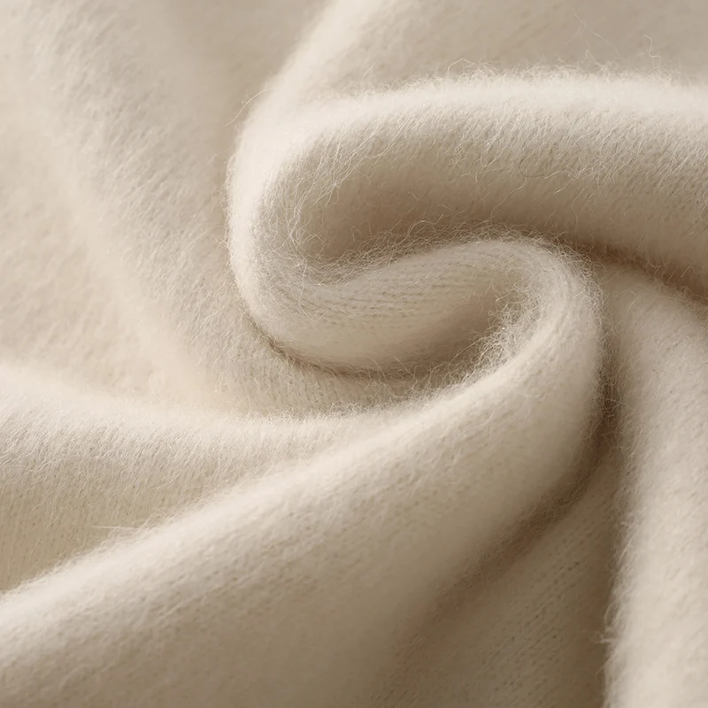 Personalizza il collegamento, non comunicare o inviare. Maglione, cappotto, scialli, guanti, sciarpe lavorato a maglia 100% visone e cashmere