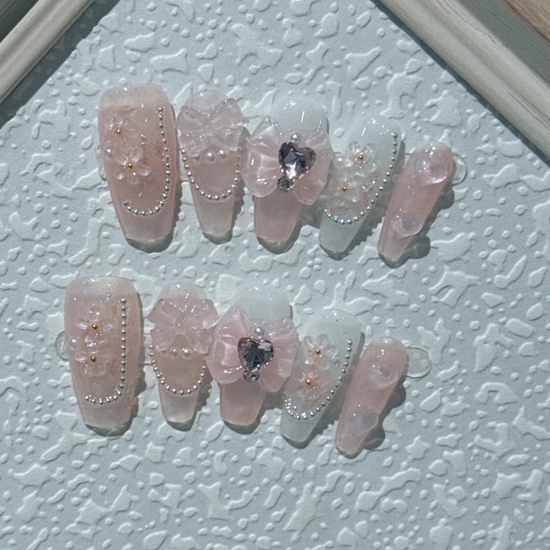 Handmade Wearable Nails Removable and Reusable Pearl Encrusted Diamond Pink Beautiful Girl Love Bow Fairy Manicure Patch