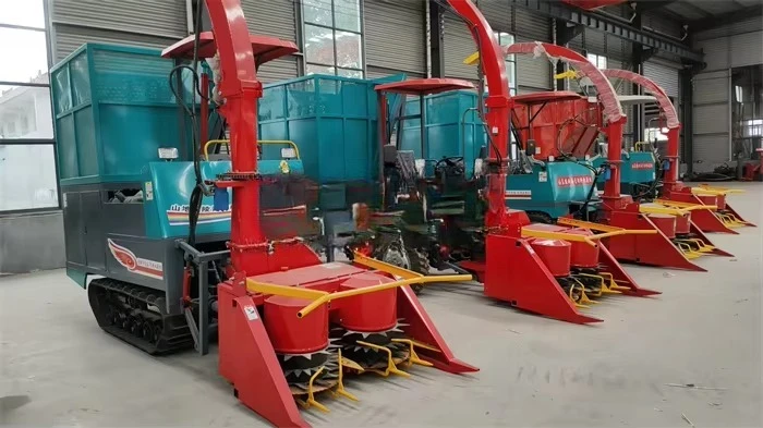 Agricultural Silage Harvester  Powered Crawler Forage Harvester Tractor Driven Farm Feed Machine view 2