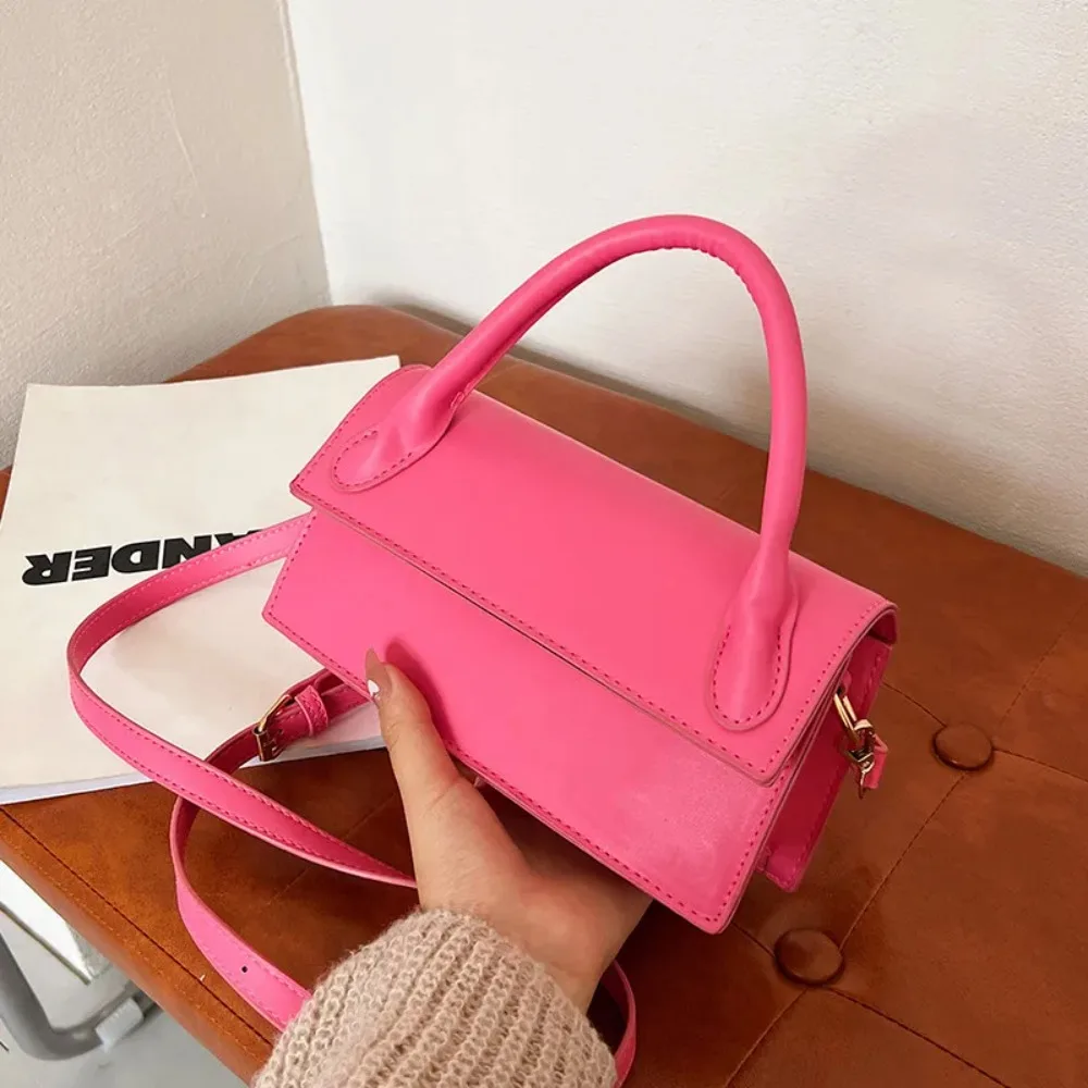 Women's Bag 2024 New Spring Fashion Casual Commuter Handbag Women's Premium Texture Messenger Bag Bag