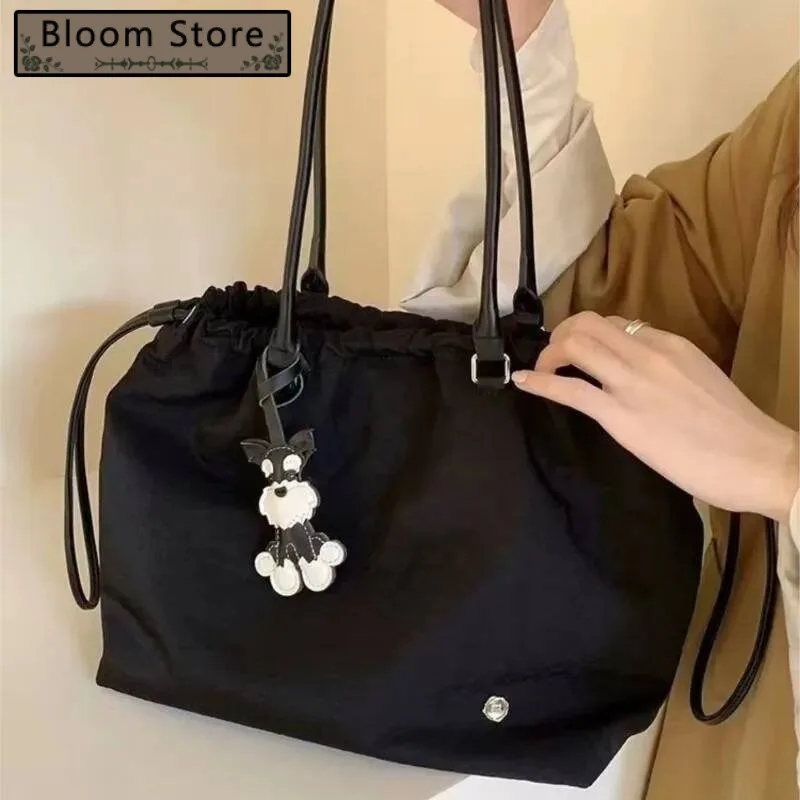 

Bloom Black Drawstring Minimalist Tote Women Nylon Large Capacity Shoulder Bag Ladies Casual Commute Versatile Handbag New