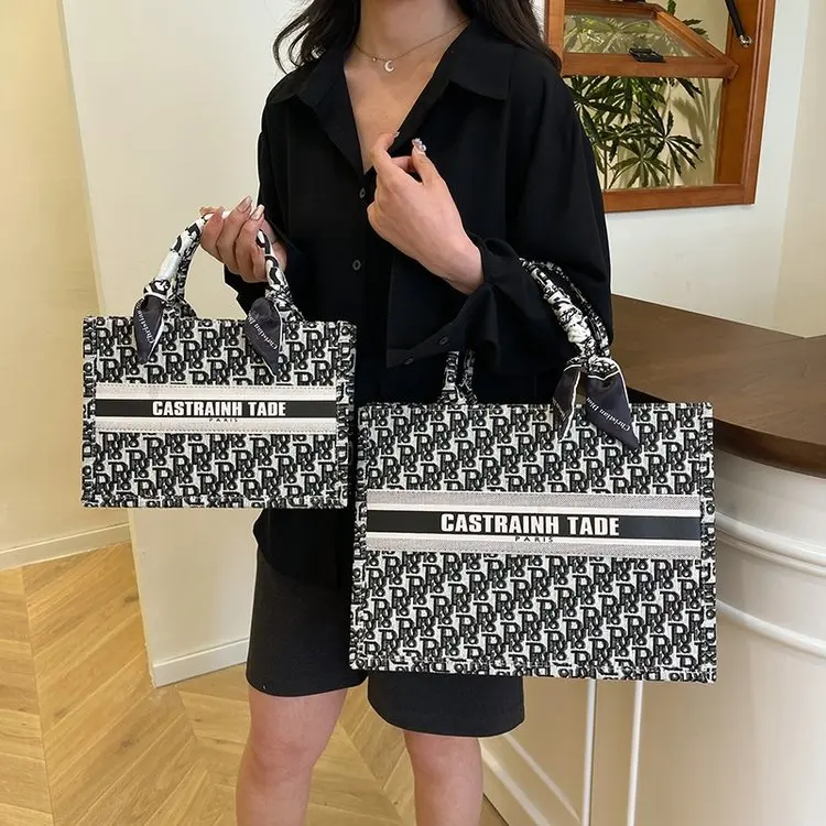 トレンディでエレガントなヴィンテージデザイナーおむつバッグ女性用高級レザー大容量ミニマリストトートバッグファッショナブルなハイエンド