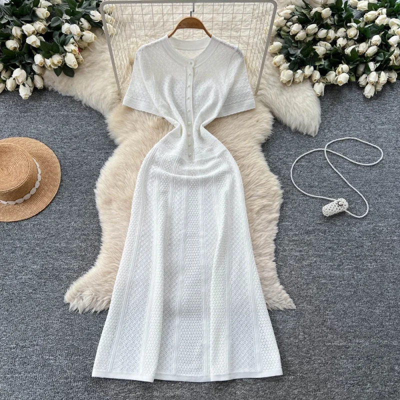 Elegante uitgeholde gebreide jurk zomerkleding dames 2026 korte mouw O-hals slanke lange jurken Franse stijl brei jurk
