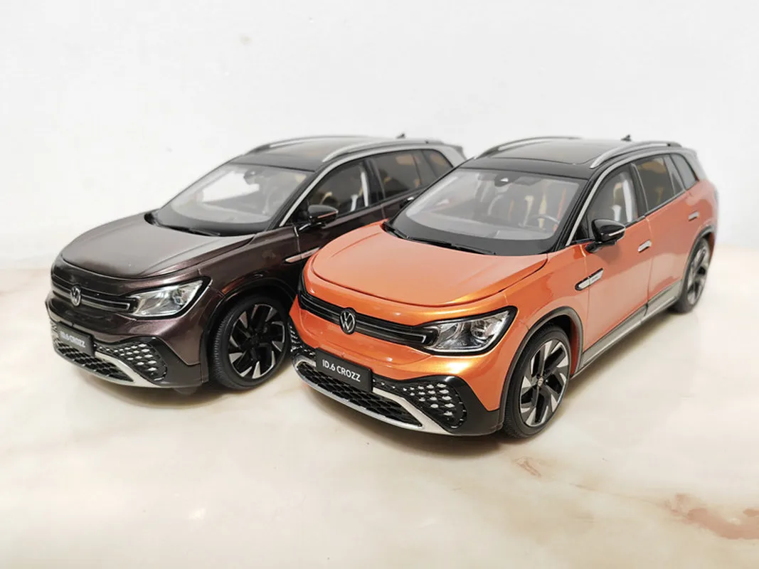 

Volkswagen 1:18 Scale Original Factory Id.6 Crozz Alloy Suv Diecast Car Model With Light For Car Enthusiasts Collection Display
