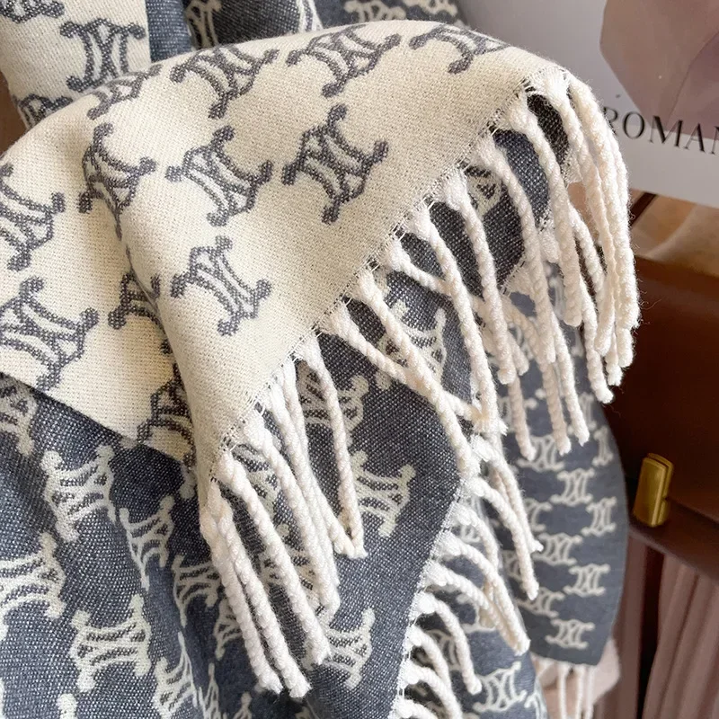 Sciarpa invernale in cashmere imitazione lettera Sciarpa calda a doppio scopo con scialle di fascia alta ispessito versatile europeo e americano da donna