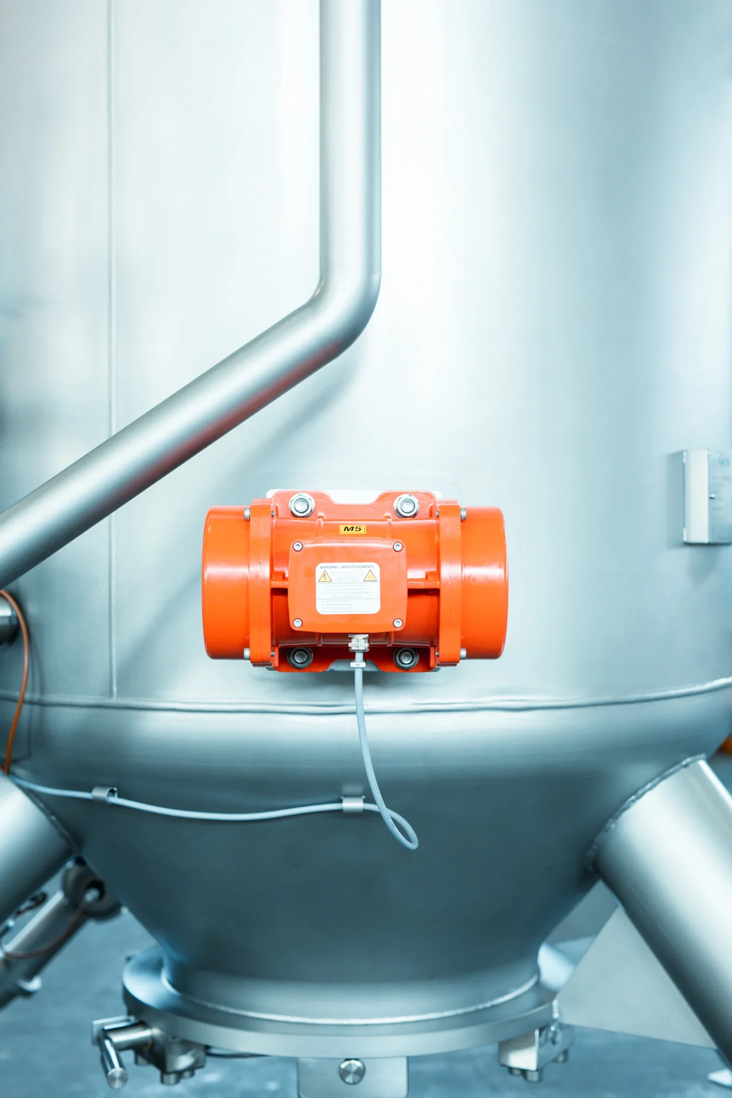Horizontal pressure vane filter wine and beer filter