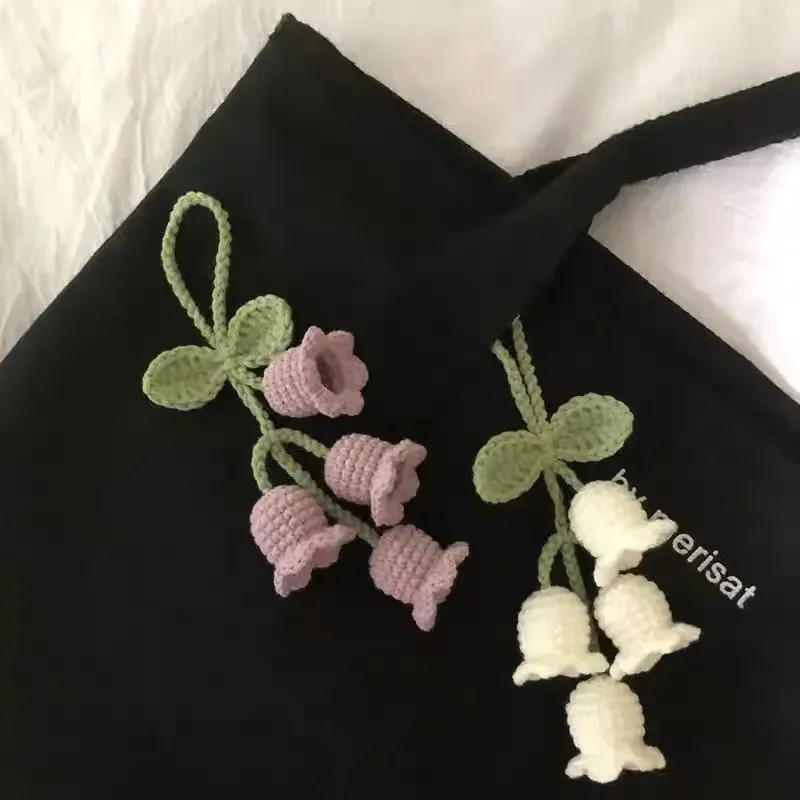 Häkelblumen Pflanzen-Schlüsselanhänger, künstliche Blumen, hängende Dekoration, Hochzeitsgeschenk für Gäste, Auto-Anhänger, Schlüsselanhänger, gestrickte Blume