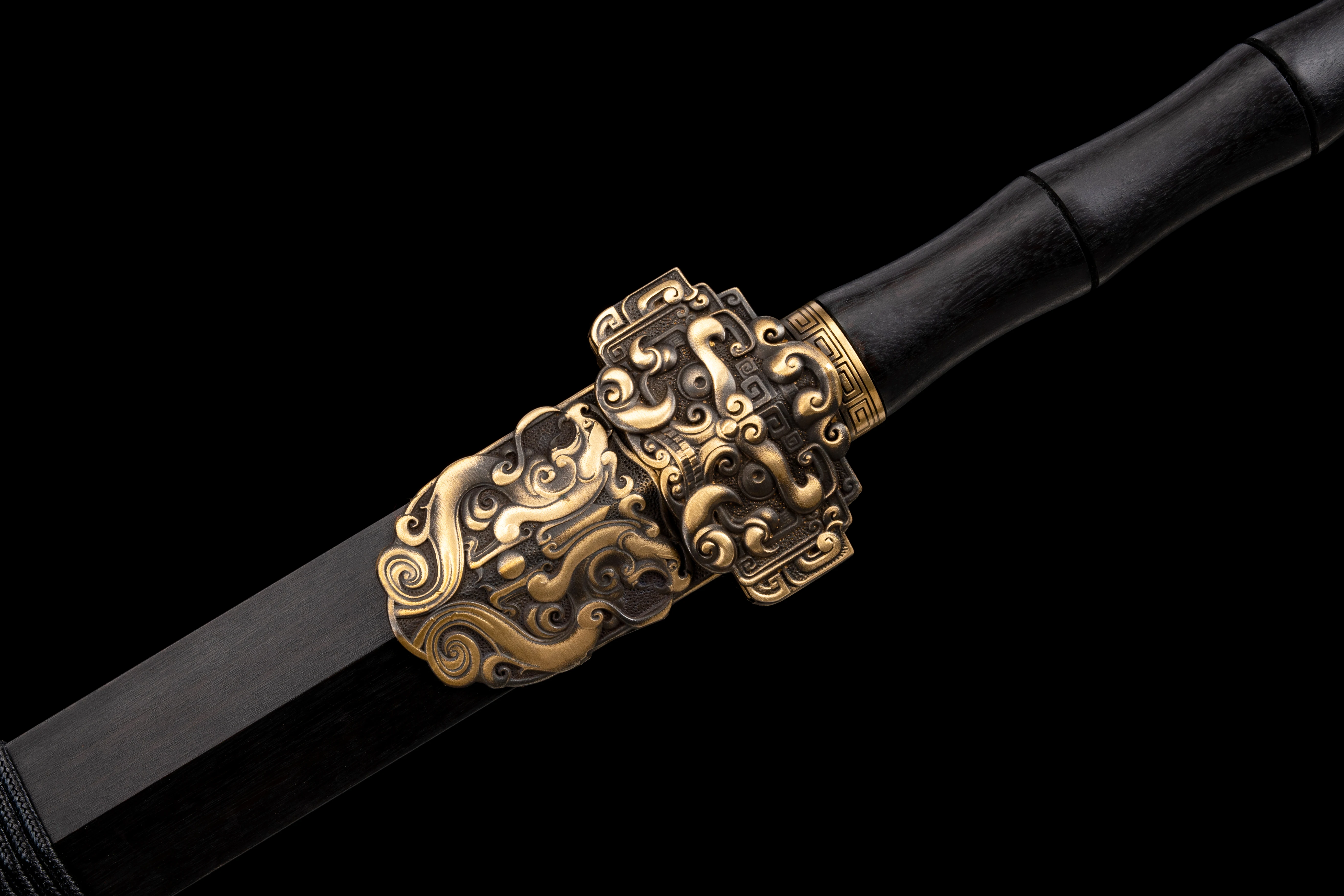 Full tang Chinese sword Damascus steel blade Dragon Phoenix sandalwood black sheath Katana martial arts ninja outdoor Not sharp