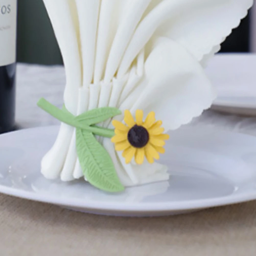 

2Pcs Sunflower Napkin Rings Decorative Alloy Flower Holders for Dining Table Party Holiday Serviette Rings Napkin Decoration