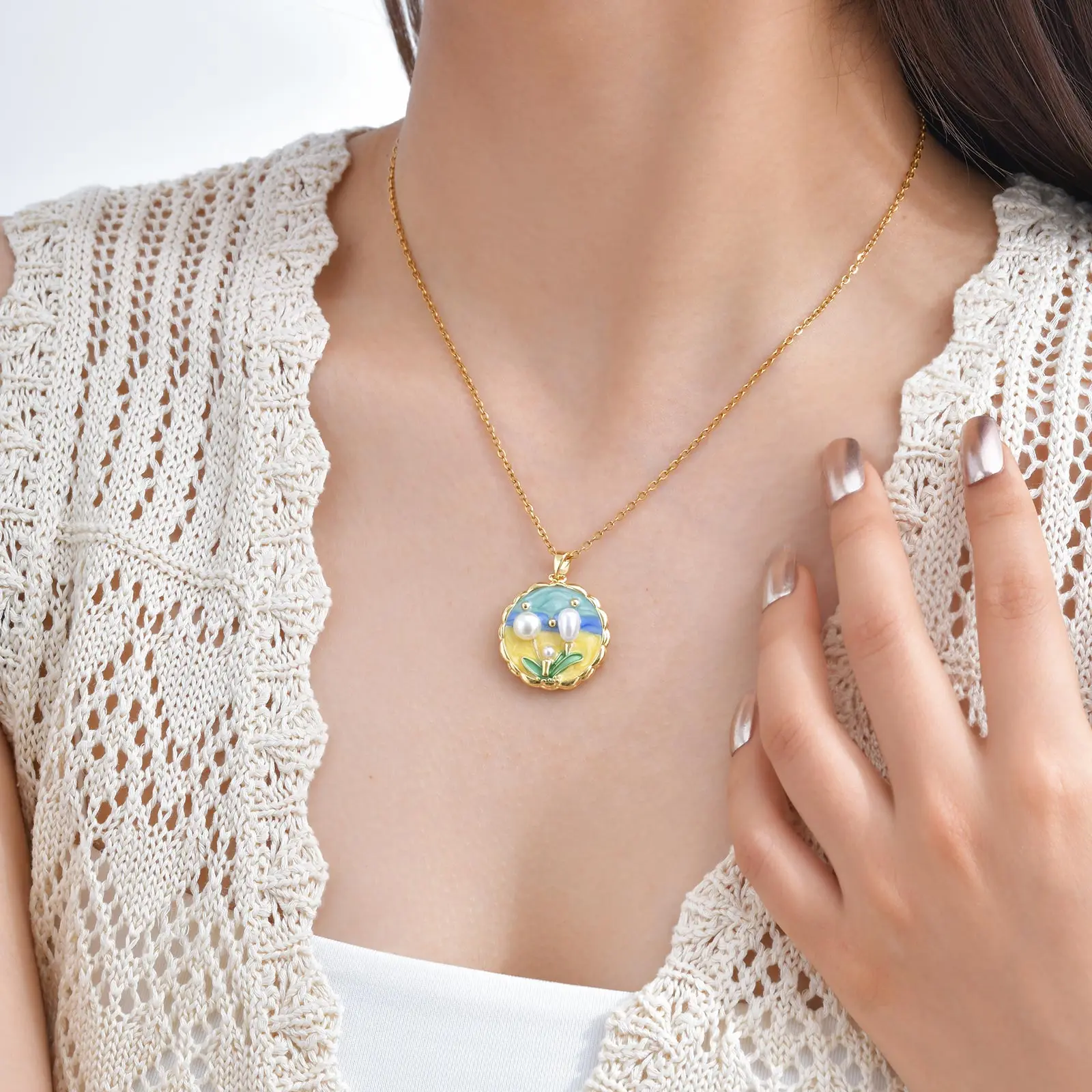 Halskette mit unregelmäßigem Ölgemälde-Blumen-Anhänger, farbige Zeichnung mit eingelegten Imitationsperlen-Halsketten, Kunst-Charm-Schmuck für Damen