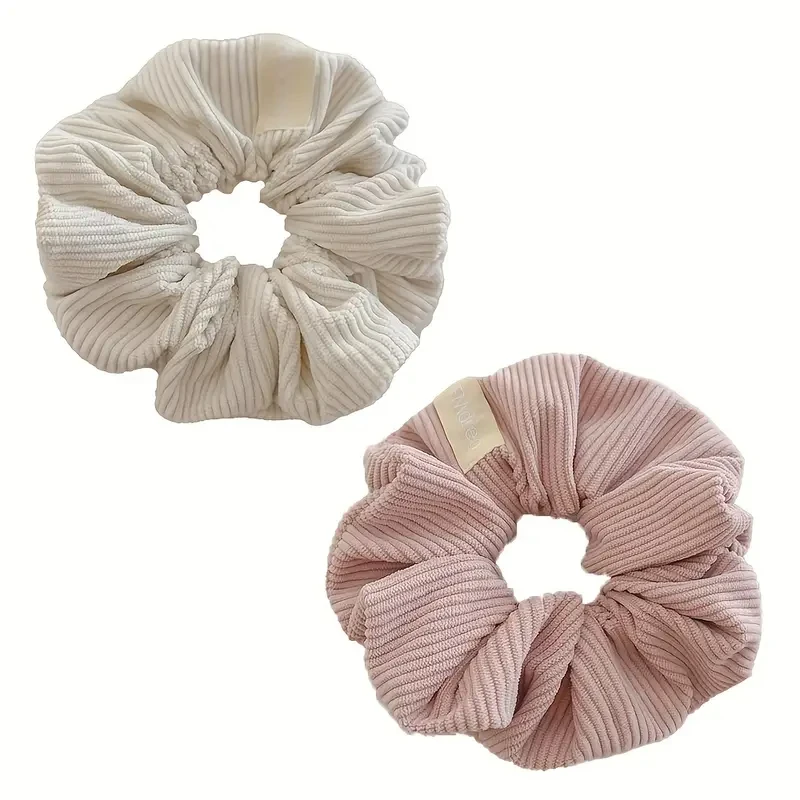 أربعة ربطات شعر سروال قصير باللون البيج ناعمة وصديقة للبشرة، مما يجعلها من السهل إنشاء جوًا لطيفًا في الربيع!