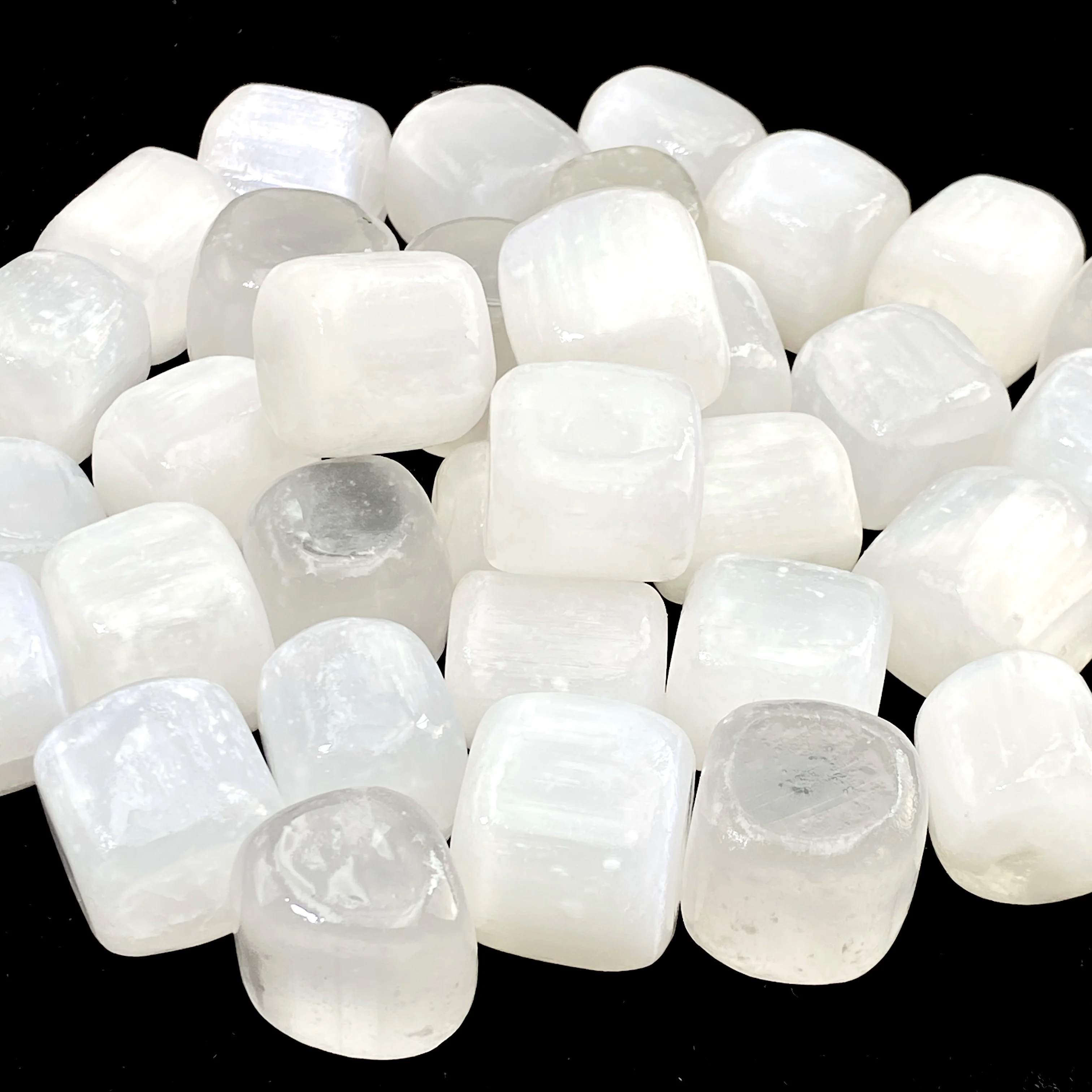 2PCS/4PCS Natural Selenite Tumble Stones Bulk Quartz Healing Gemstones Gravel Garden Fish Tank Decorative Stone