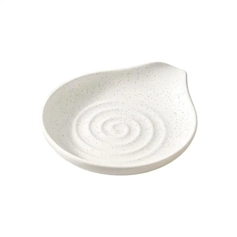 Kitchen Spoon Rest Dish for Stove Side Cooking, Plain Look Rest with Ridged Center and Pointed Tip for Counter Use D2RD