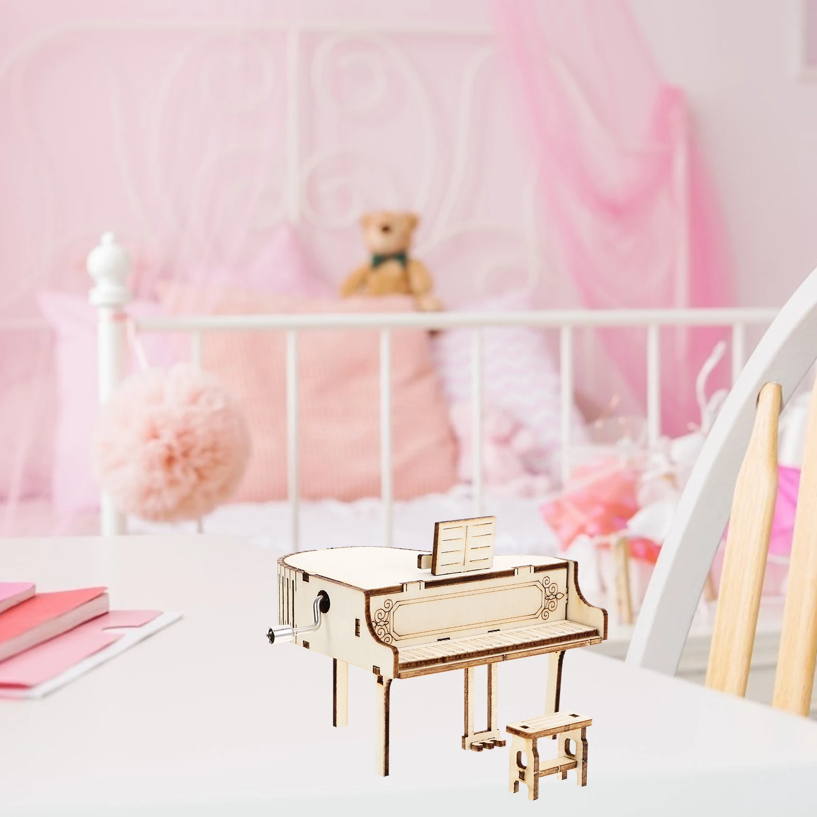 

Hand Cranked Wooden DIY Music Box Piano Creative Handshake Style Desktop Decoration for Home Office Gift DIY Music Box