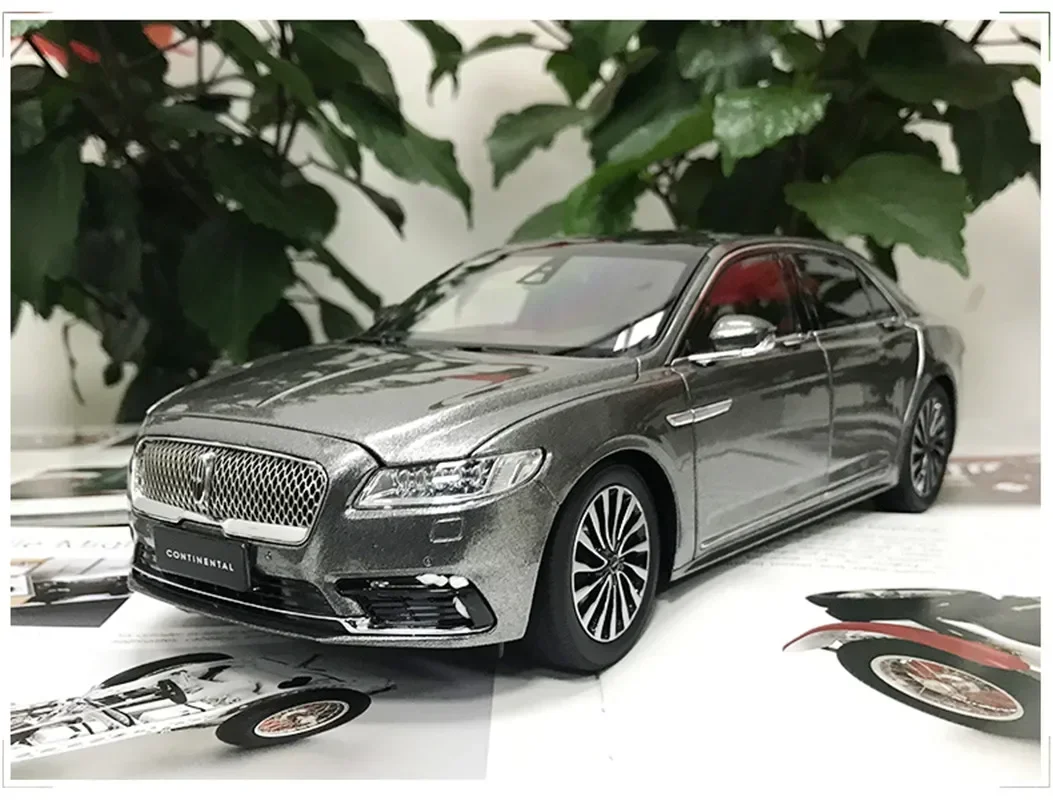 

1:18 для LINCOLN CONTINENTAL, металлическая литая модель автомобиля, детские подарки, коллекция для мальчиков, серебристый/серый/синий/белый металл, пластик, резина