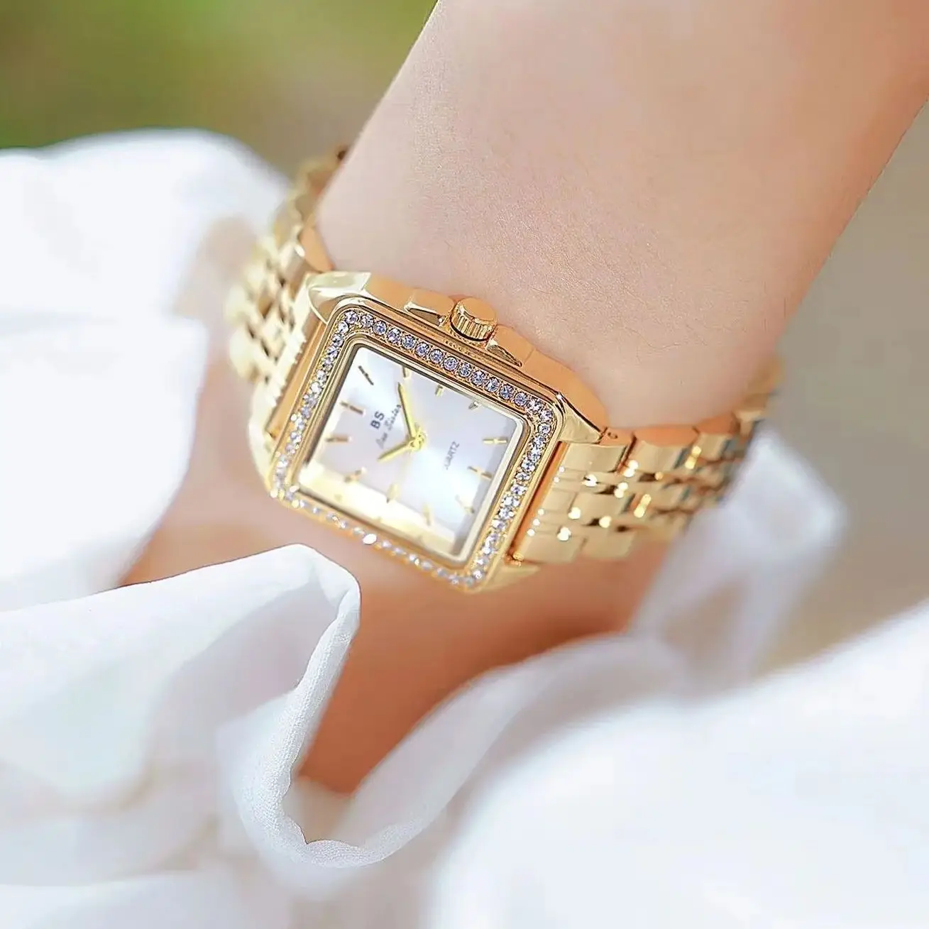 Light Luxury Business Women For Watches High-end Gold Stainless Steel Strap Quartz Watch Square Diamond Dial Ladies' Wristwatch