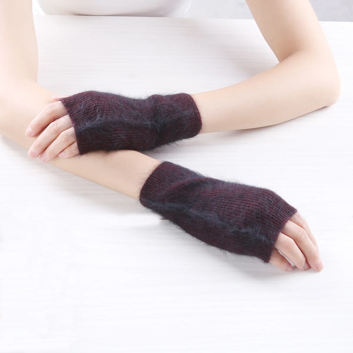 Sparsil Damen-Winterhandschuhe aus Nerz-Kaschmir-Strick, kurze Halbfinger-Handgelenkwärmer, elastische Wollfäustlinge mit einem Loch