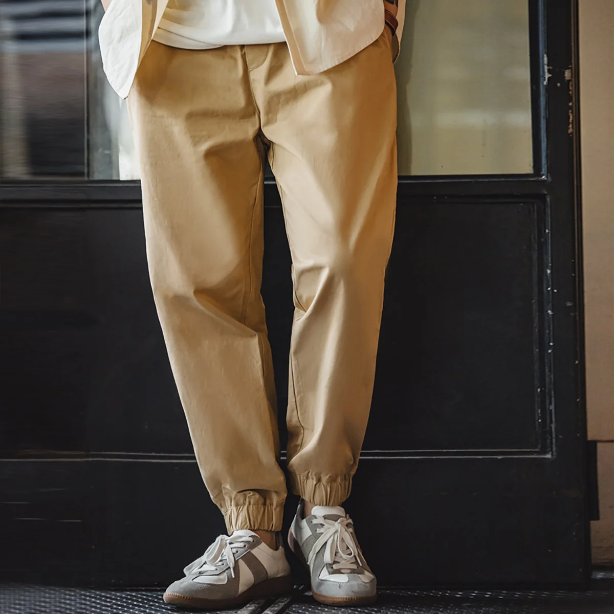 

Maden Casual Stretch Twill Tapered Pants Khaki Elastic Waist Joggers Cuffed Pants Classic Outdoor Workout 100% Cotton Trousers