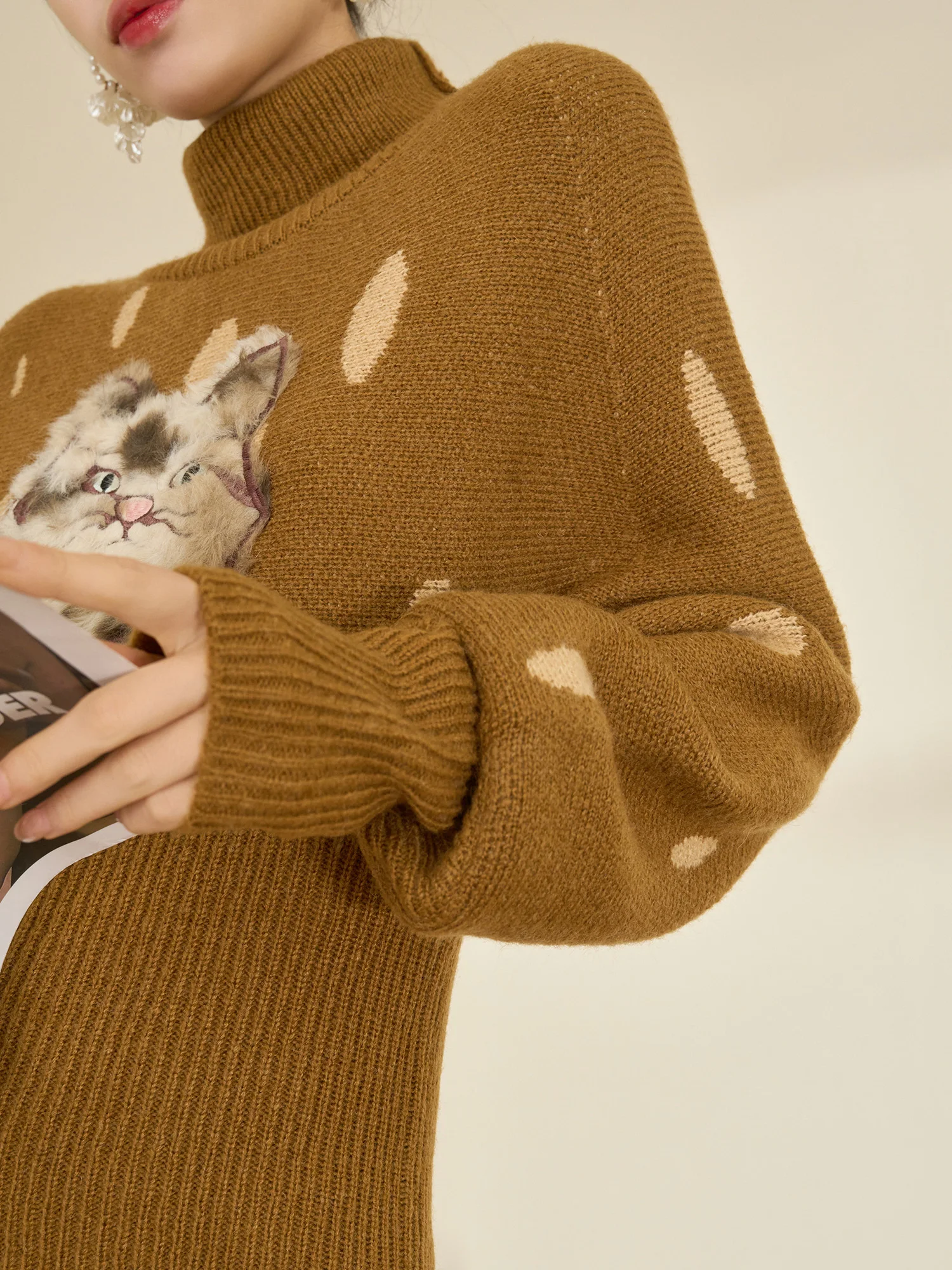 

Комплект Flowing Era: Ретро-платье с вышивкой и вязаная юбка, женский модный ансамбль, зимний теплый костюм с высоким воротником и длинными рукавами для повседневной носки