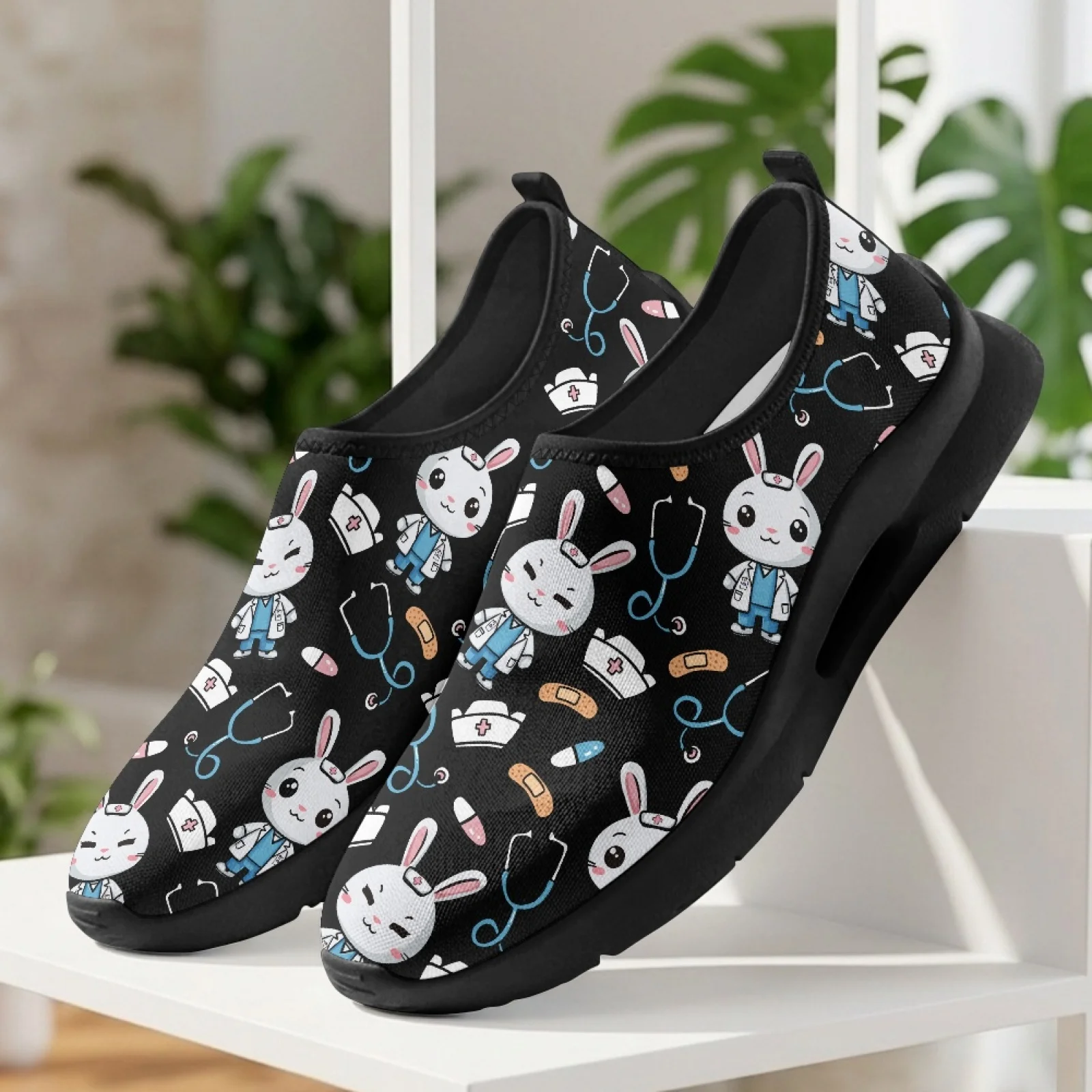 PENSTROLL Casual Casual Sneakers Low Top Lightweight Slip On Shoes for Daily Men Cute Medical Bunny