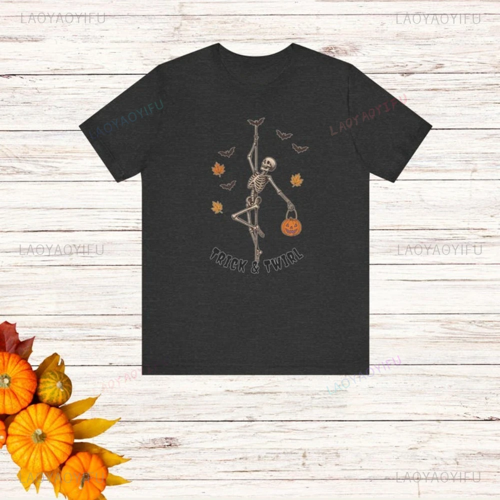 Funny Skeleton Pole Dancer Halloween Gift Spooky Cute Fall T Shirt Retro Pole Dancing Graphic Causal Fashion Women Streetwear