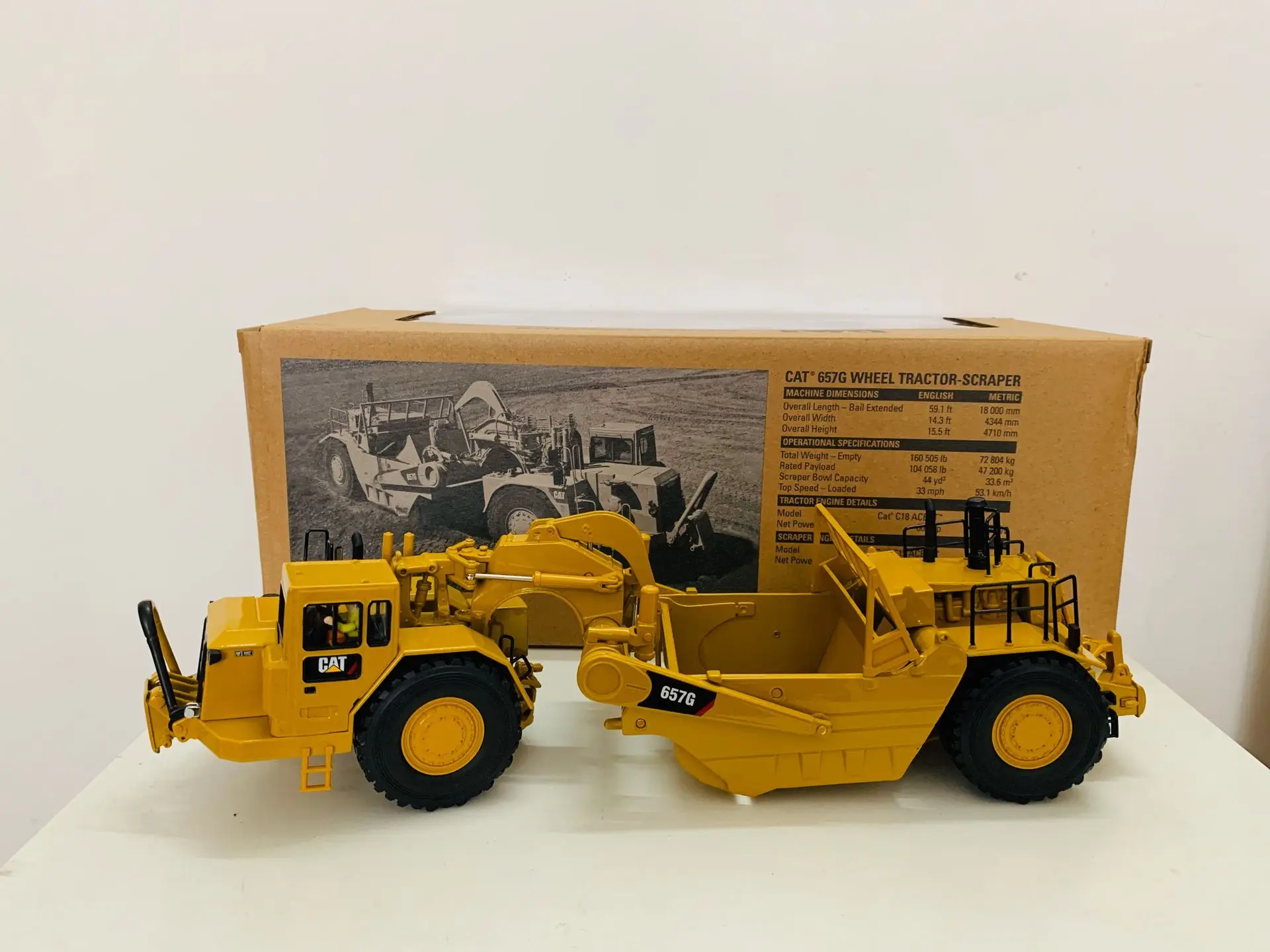 

1:50 Cat 657G колесный трактор скребок металлический от DieCast Masters DM-85175 Коллекционная модель подарок на день рождения для мальчика