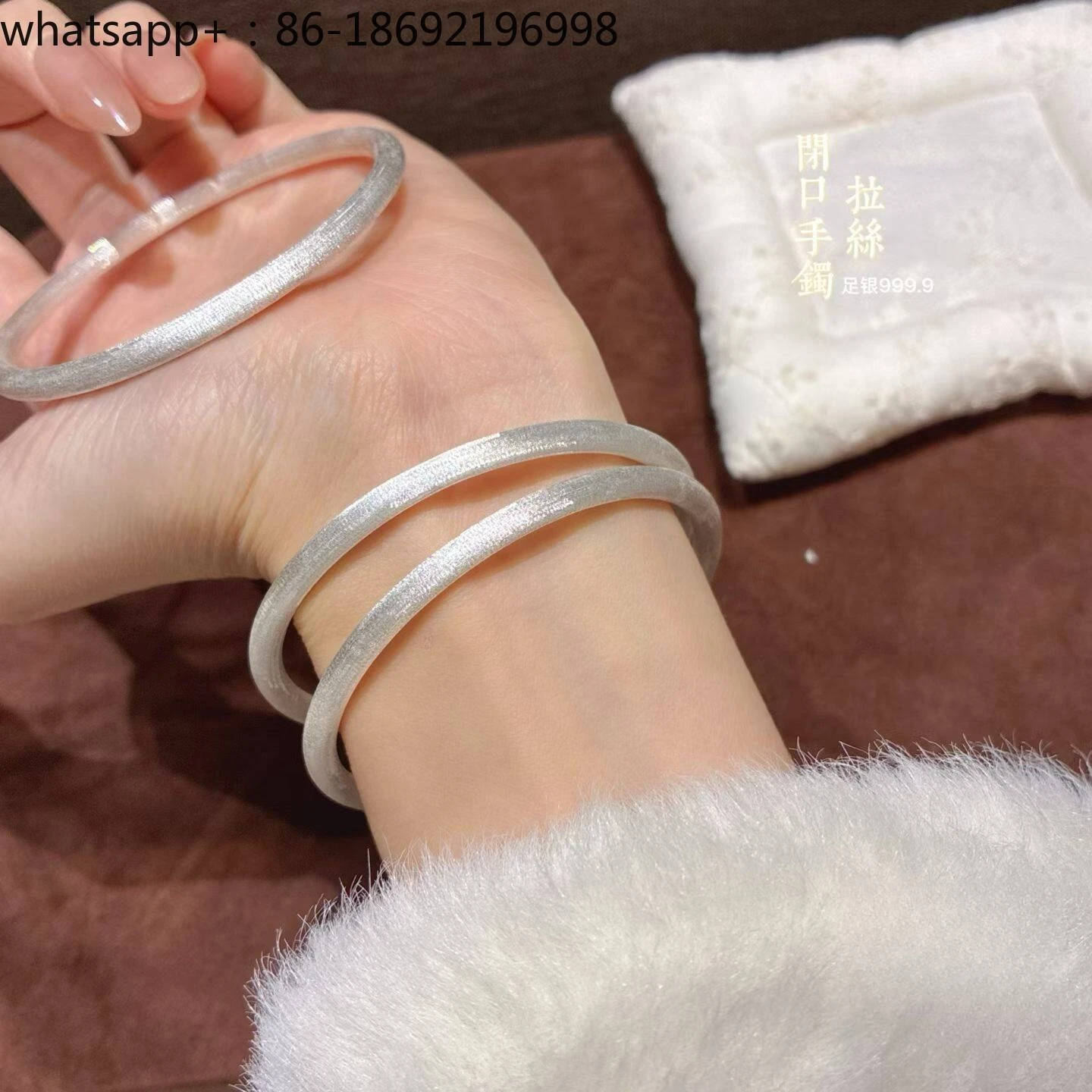Pure Silver 9999 Brushed Bracelet Women's Solid Closed Silk High-grade Plain Ring Silver