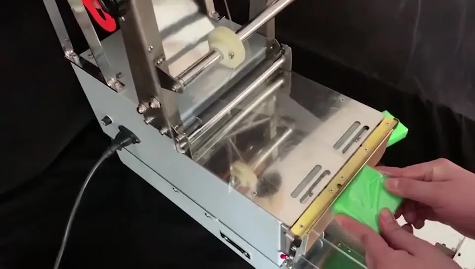 All-in-One Easy Operate Film Wrapping Machine, Efficient 3D Packaging & Stamping Machine for Various Products