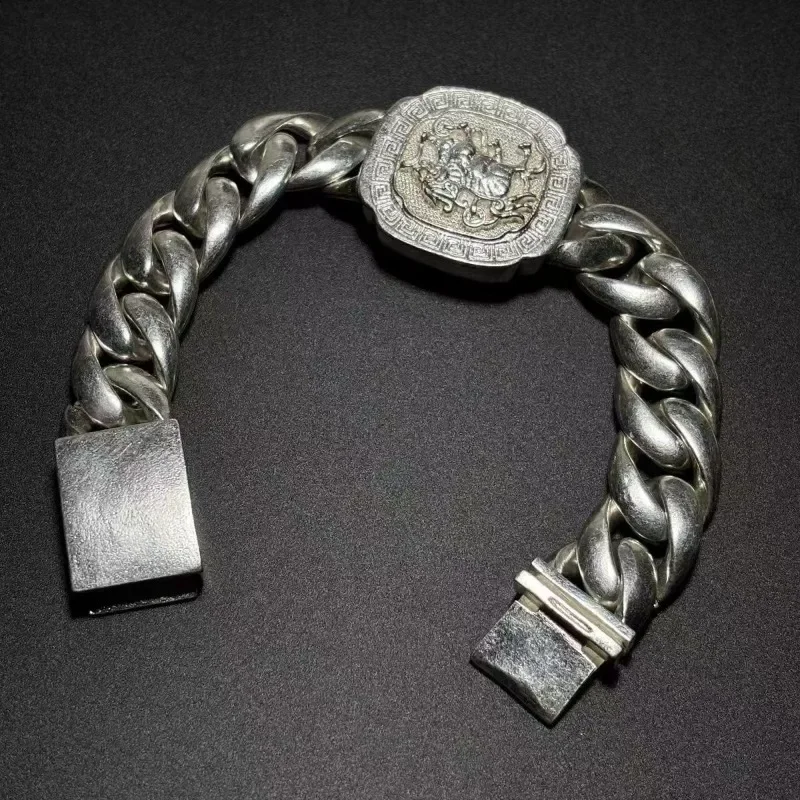Chinese Tibetan silver hand-hollowed Kirin amulet auspicious transshipment fashion bracelet overlord gift