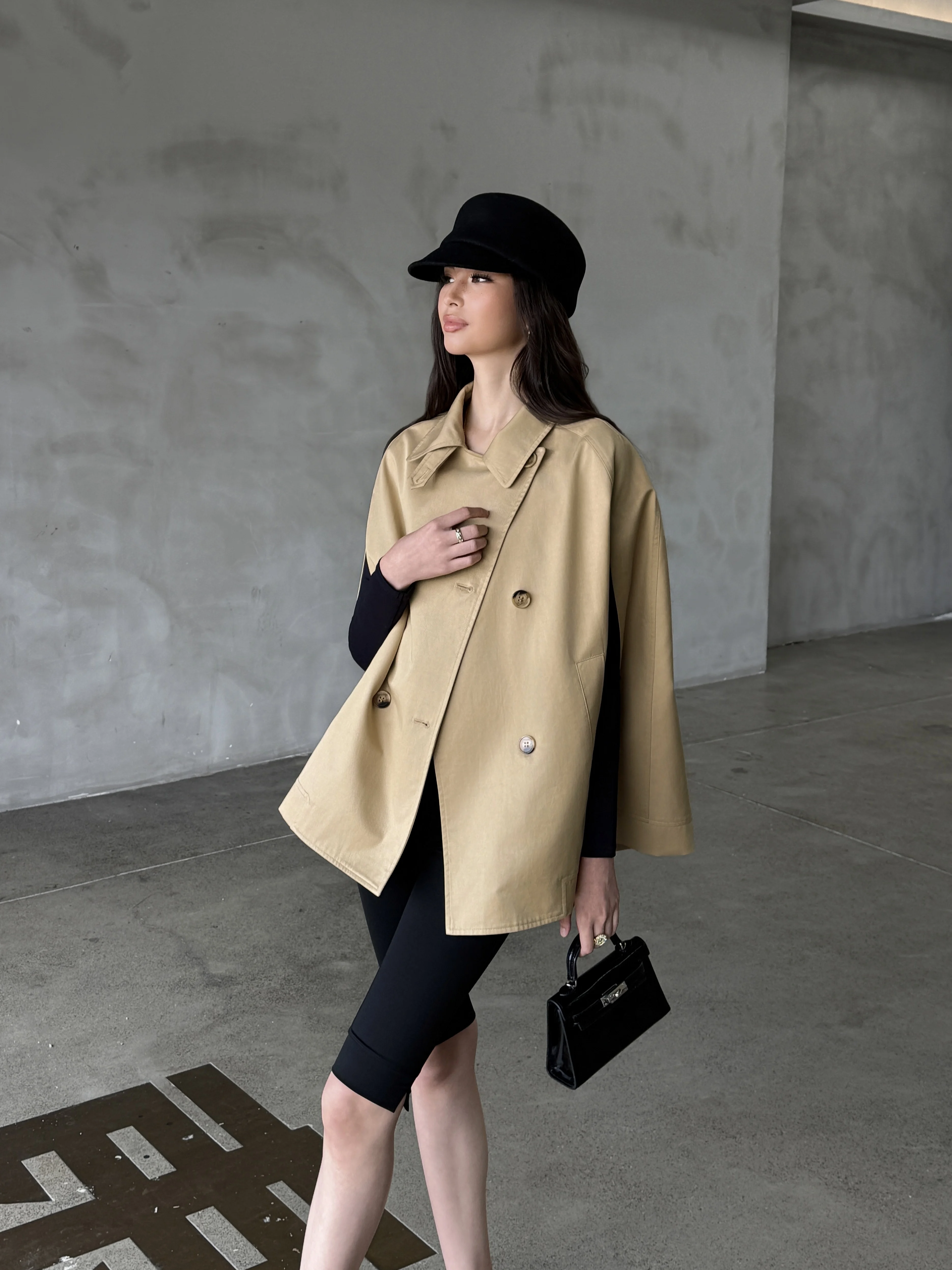 Audwyn Classic Khaki Short Double-Breasted Herringbone Cotton Windbreaker Coat Elegant Tone Outerwear Women's Fashion Autumn