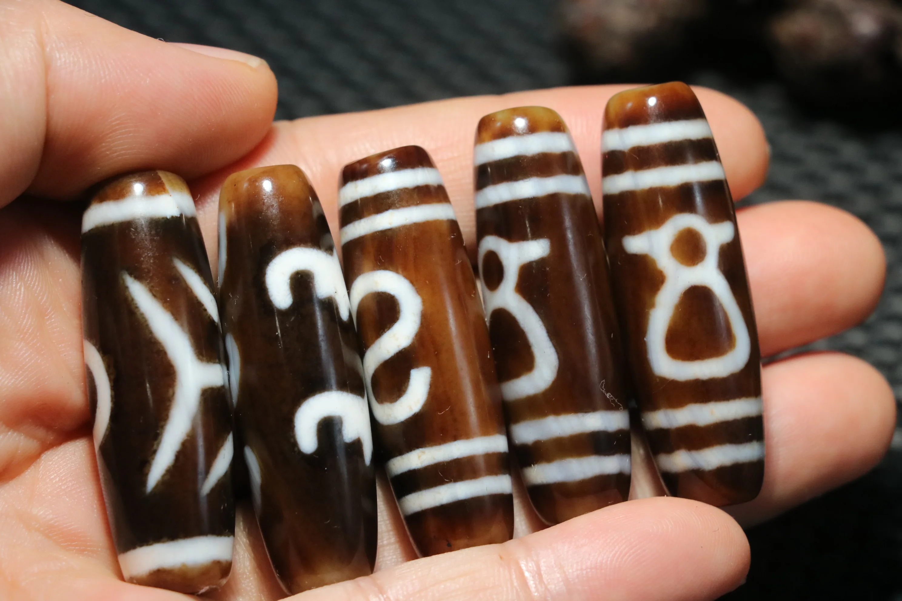 

NO.8 Set of 5 PCS Energy Tibetan Top Old Agate Multiple Symbols dZi Bead Pendant 2023 For Jewelry Amulet Timestown UPD0725A8910