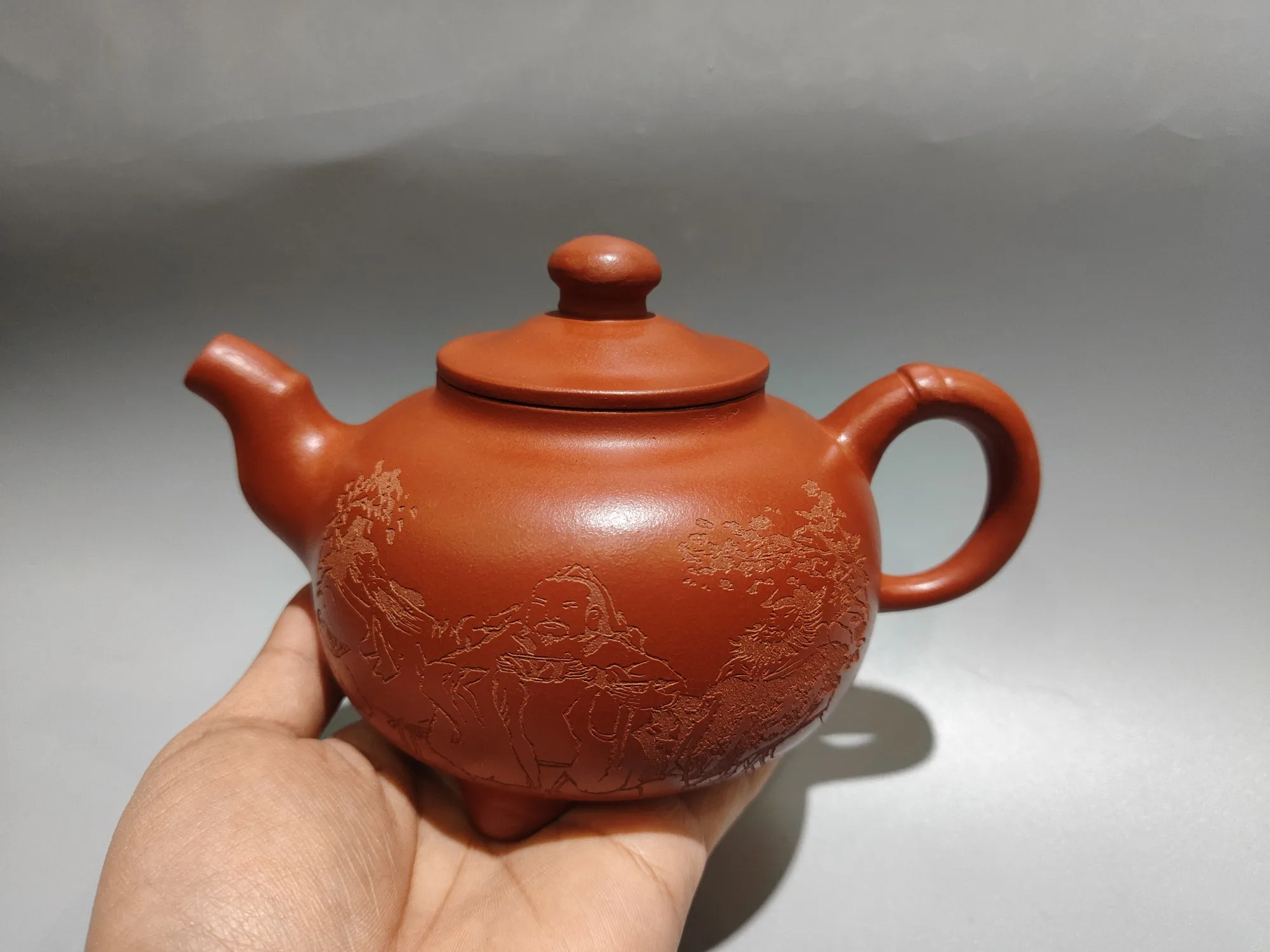 Yixing Purple Clay Teapot Peach Blossom Spring Oath Guan Gong pattern Three legged pot Kettle Teapot Flagon