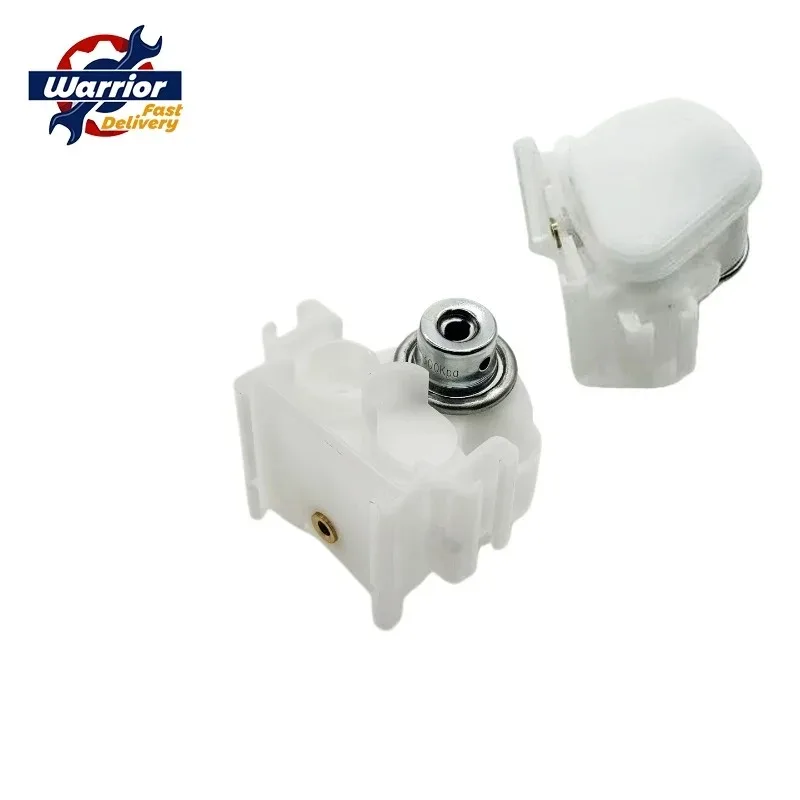 Fuel Pressure Regulator Accessories 15610-27G00 1561027G00 for Suzuki V Strom DL650 GSXR 1000 750 600 2006-2011