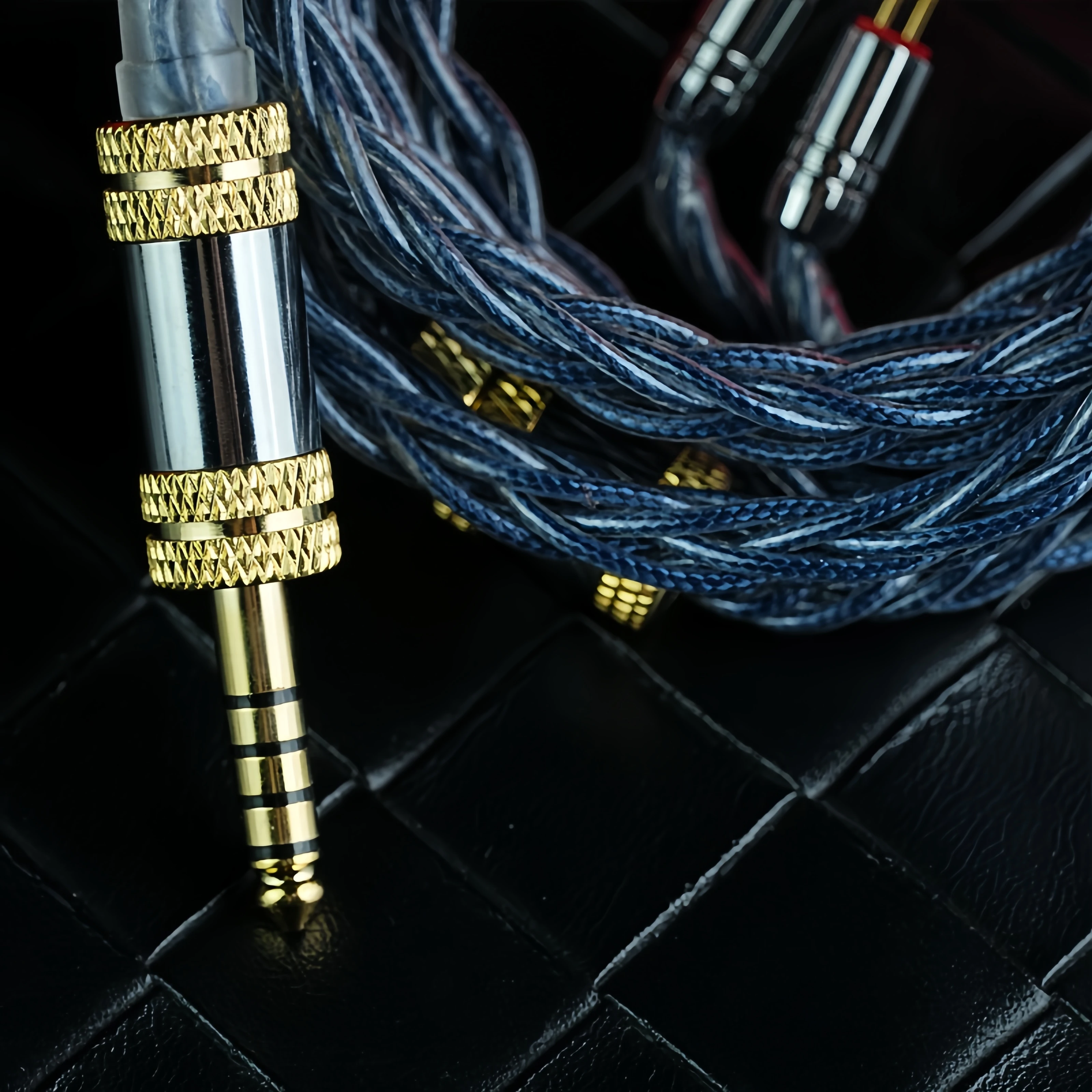 XINHS Blue Feather 8-Strand 8NOCC Ultra Flagship Earphones HIFI Upgrade Line 2.5mm/3.5mm/4.4mm/MMCX/0.78 2PIN/IE900