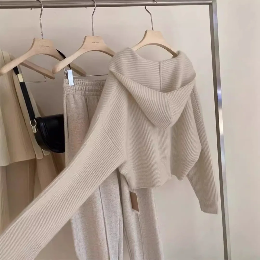 

"Милый и уютный женский свитер с капюшоном, осенне-зимний свободный нишевый дизайн, ленивая и роскошная мягкая и короткая вязаная куртка"