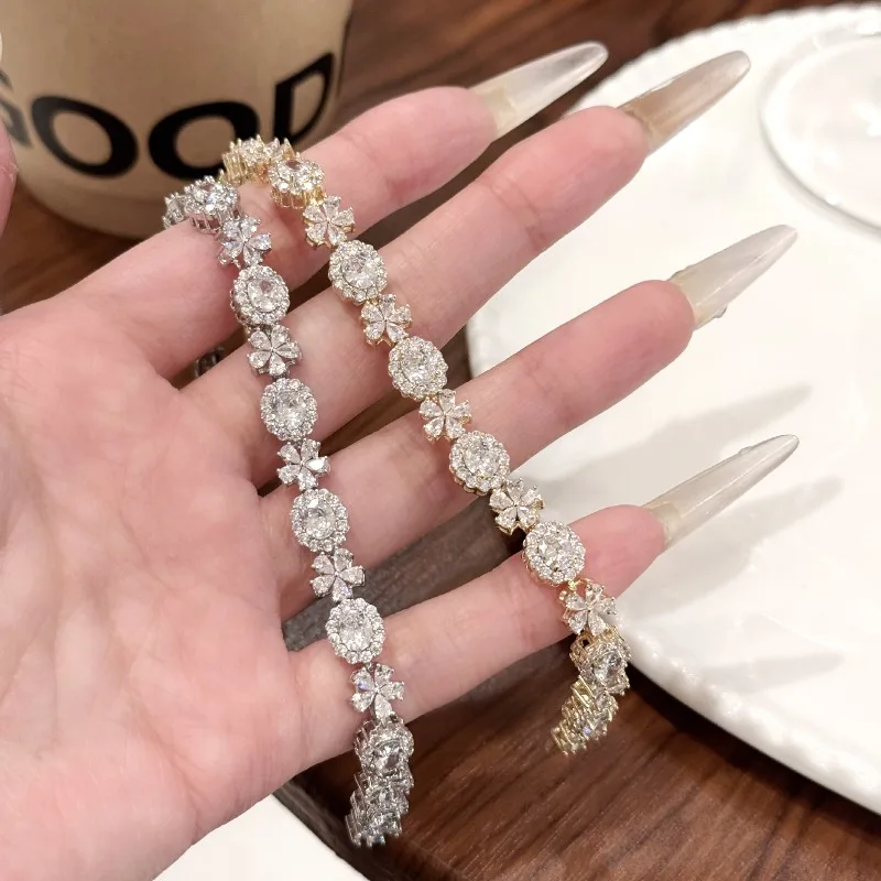 

Jewelry Bracelet Niche Exquisite Zircon Jewelry Women's Gemstone Bracelet Light Luxury High-end Jewelry