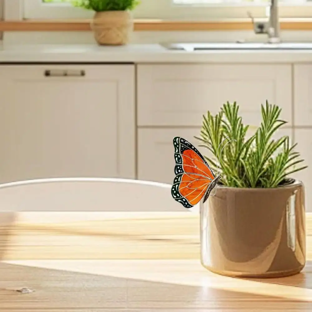 

Butterfly-themed Gift Idea Stained Plastic Butterfly Decoration Butterfly Sun Catcher Garden Decor Set for Outdoor for Gardens