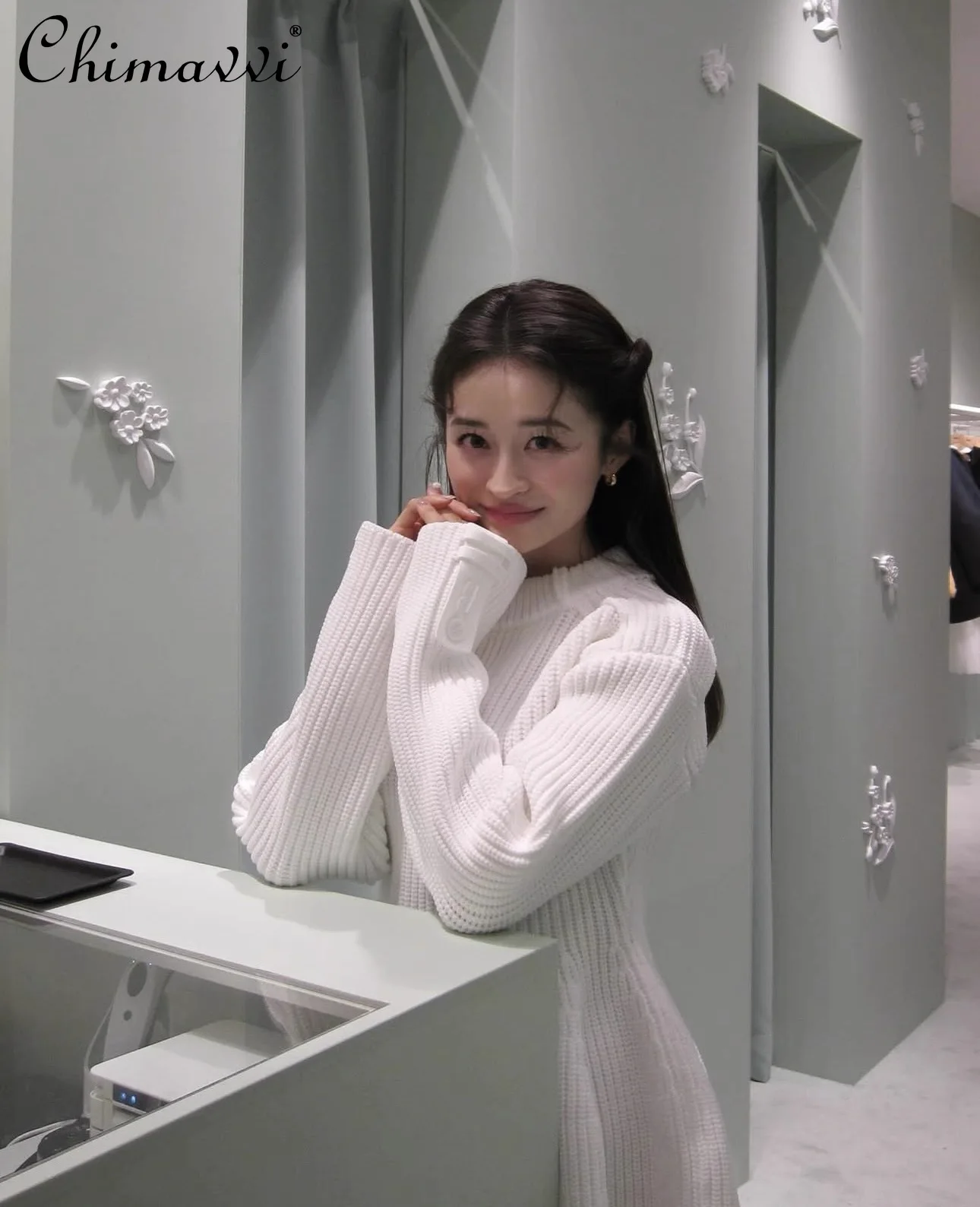 

2026 Spring New Japanese Fashion Korean Style Knitted Mini Dress Round Neck Long Sleeve Elegant Women's Commuter Dresses