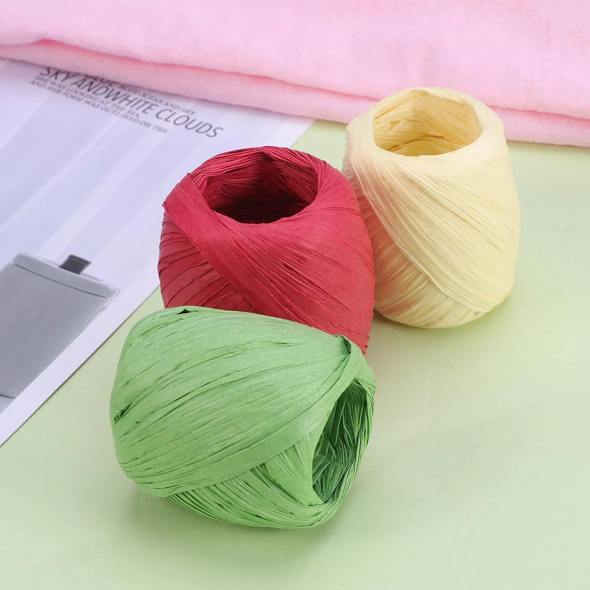 

3 Rolls Natural Raffia Straw Rope Durable DIY Crafts Gift Packaging Twine String for Wedding Home Decoration Army Green Light