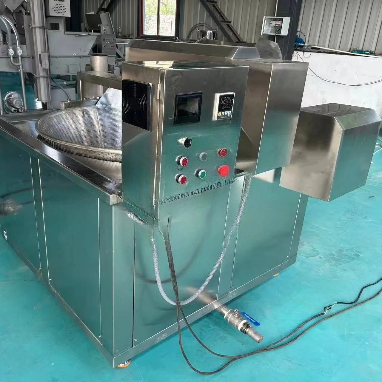 Automatic Batch Frying Machine 304 Stainless Steel Automatic Discharge Frying Equipment for Potato Chips Food Processing
